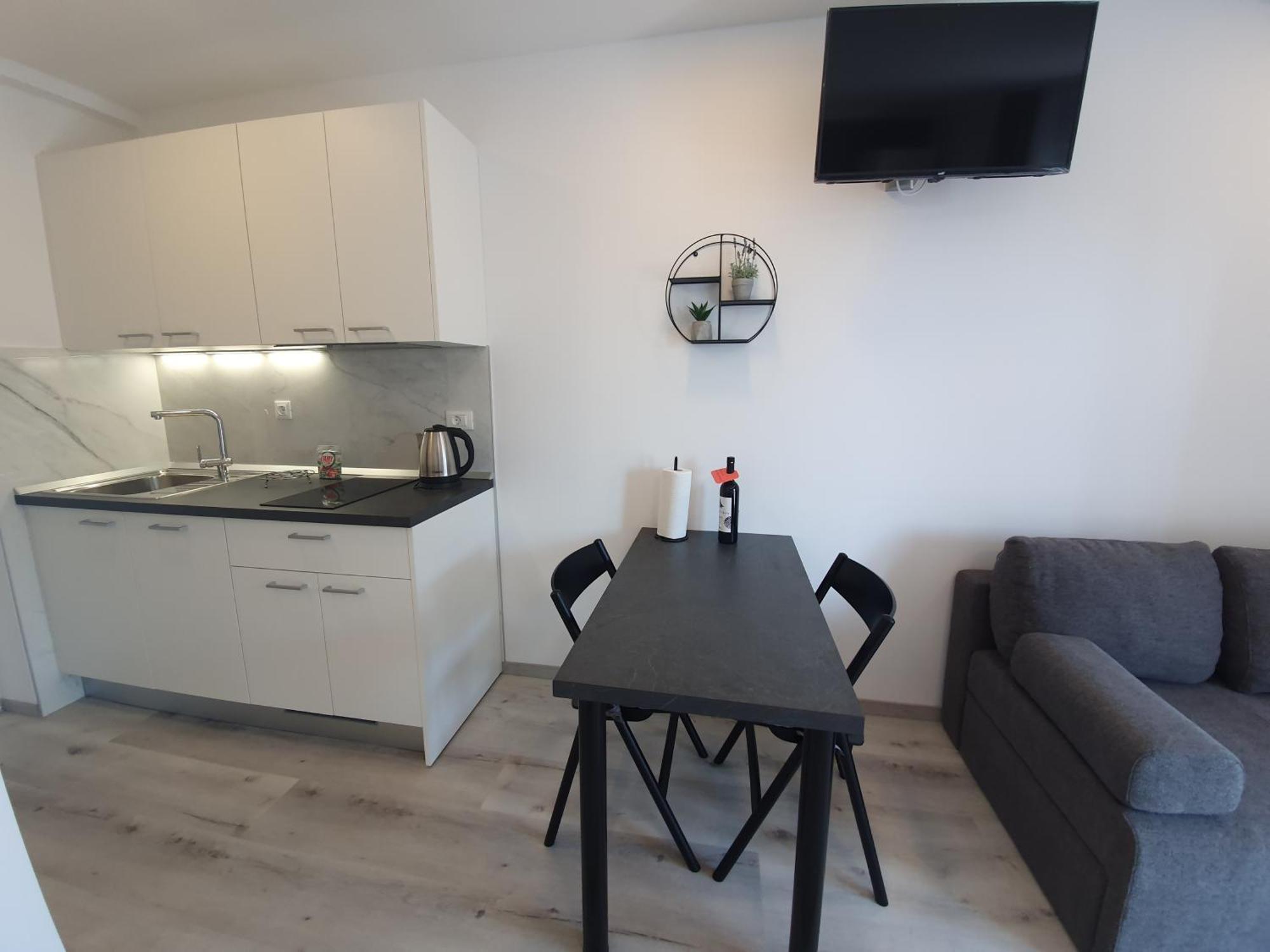 Apartments And Rooms By The Sea Baska Voda, Makarska - 2578 객실 사진