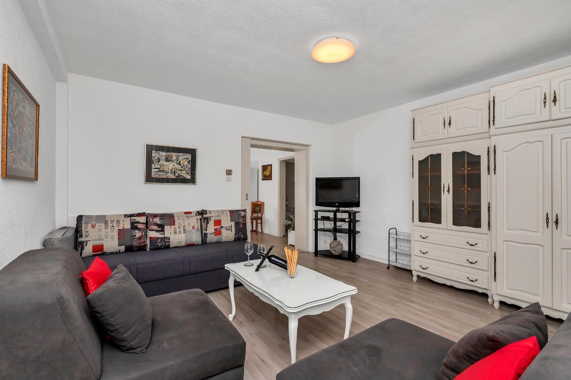 Apartments And Rooms By The Sea Baska Voda, Makarska - 2578 객실 사진